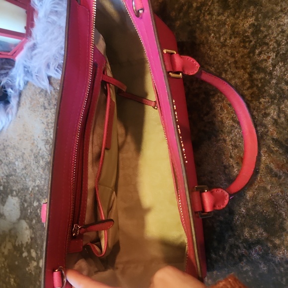 💥2/$125💥 Michael Kors Selma Saffiano Bag - Picture 17 of 17